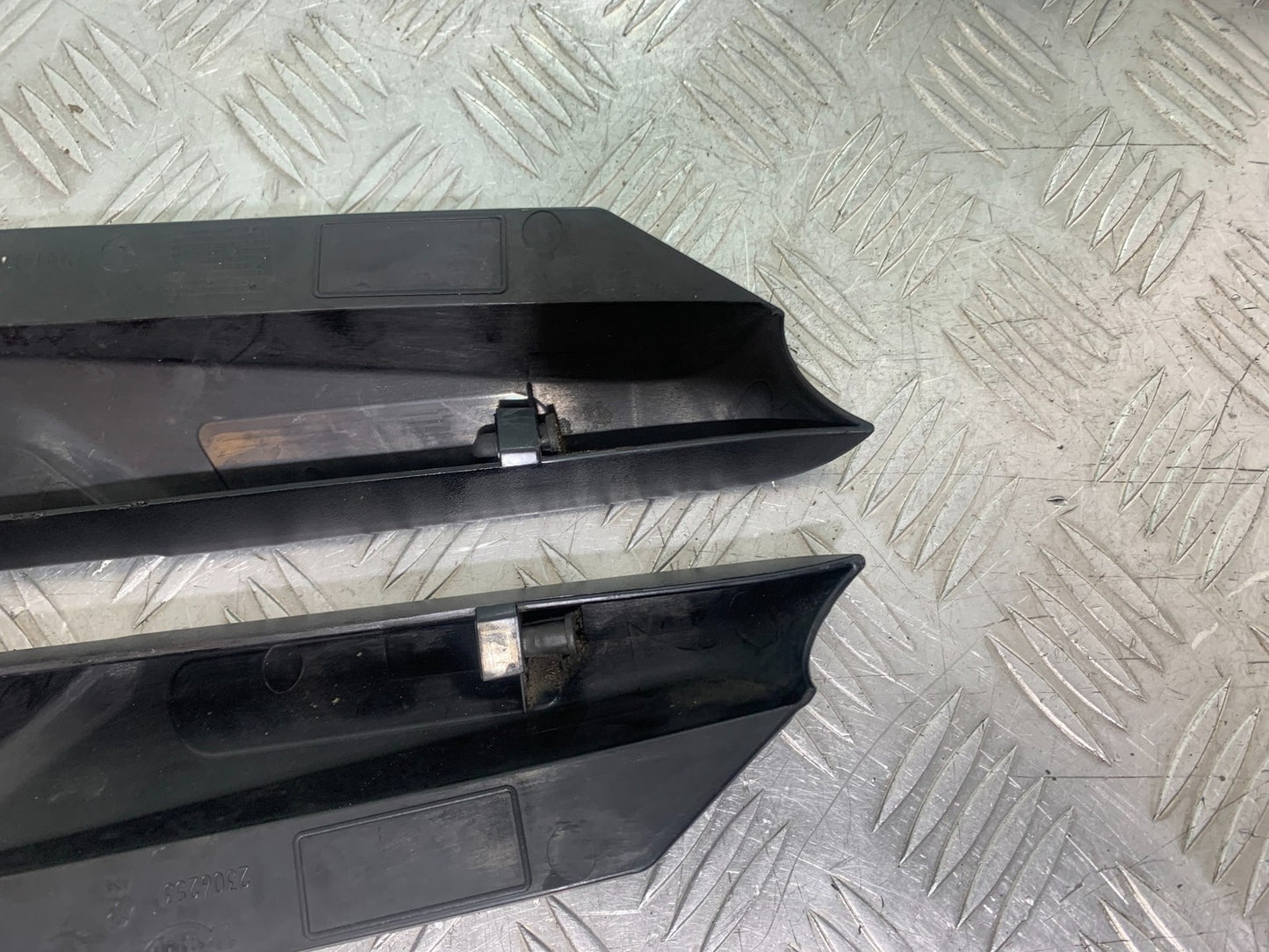 TRIUMPH TIGER 800 XRT LEFT AND RIGHT FRAME NFILLS   2018-2020 (CMB1193)