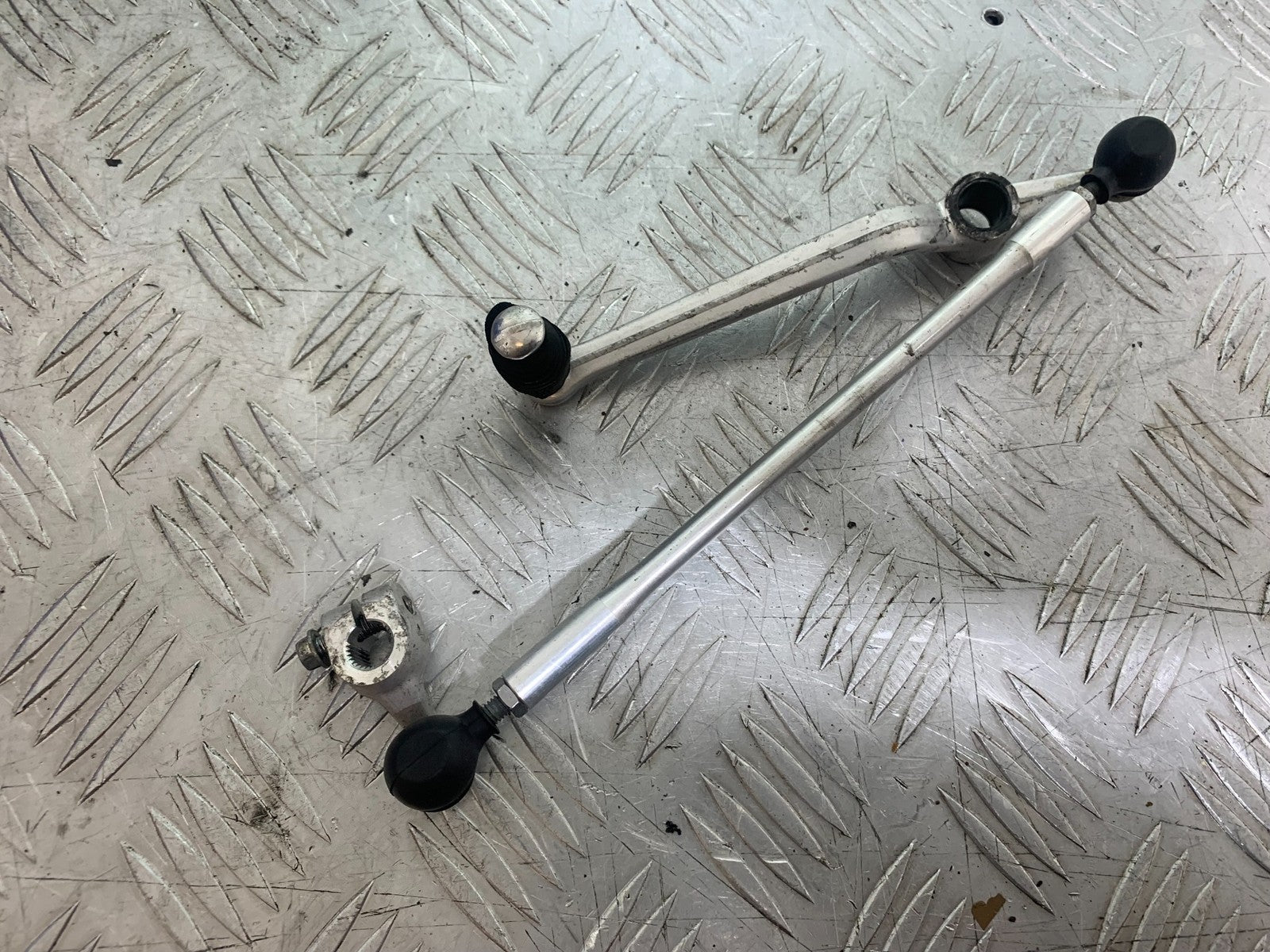 YAMAHA YZF R1 14 B BIG BANG GEAR LEVER  2009-14 (CMB1175)