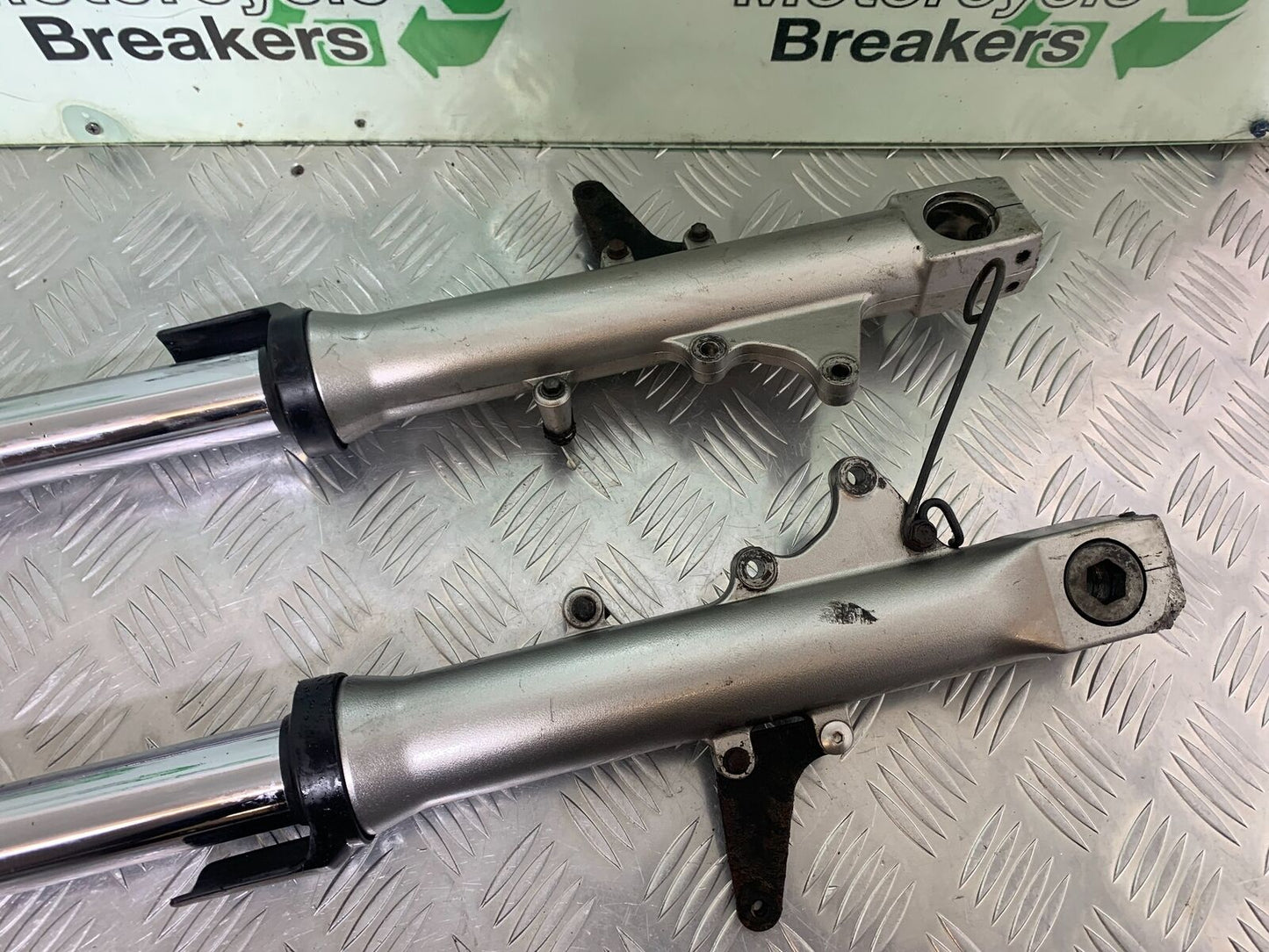 KAWASAKI ZZR1200 ZZR 1200 FORKS  YEAR 2002-05 (STOCK 993)