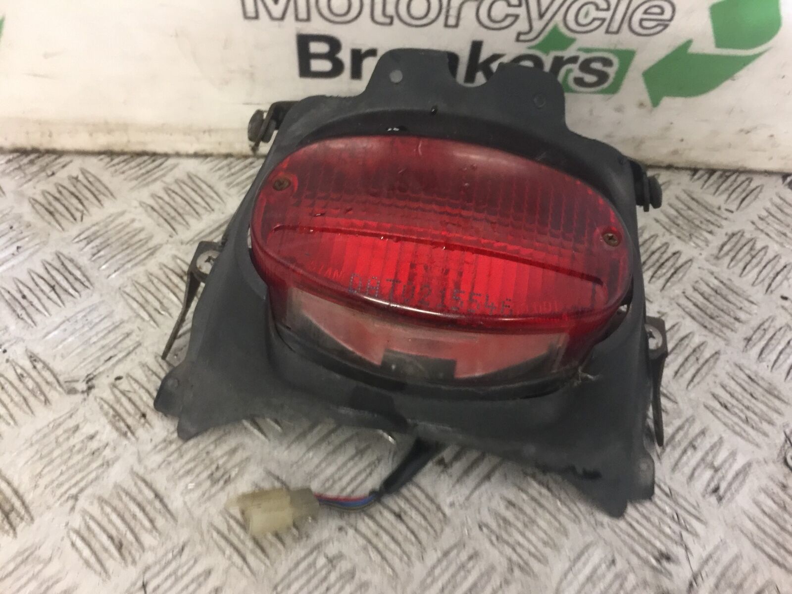 YAMAHA YZF600 YZF 600 THUNDERCAT REAR LIGHT 1994-97 (STOCK 657)