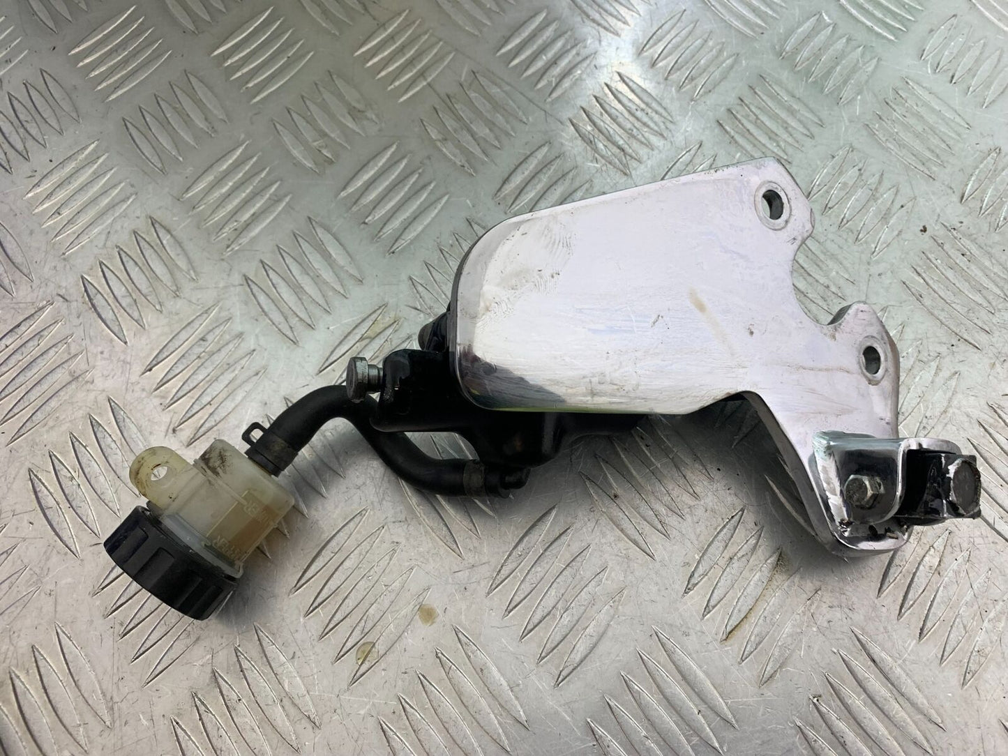TRIUMPH THUNDERBIRD 1600 REAR BRAKE MASTER CYLINDER   YEAR 2011 (CMB1107)
