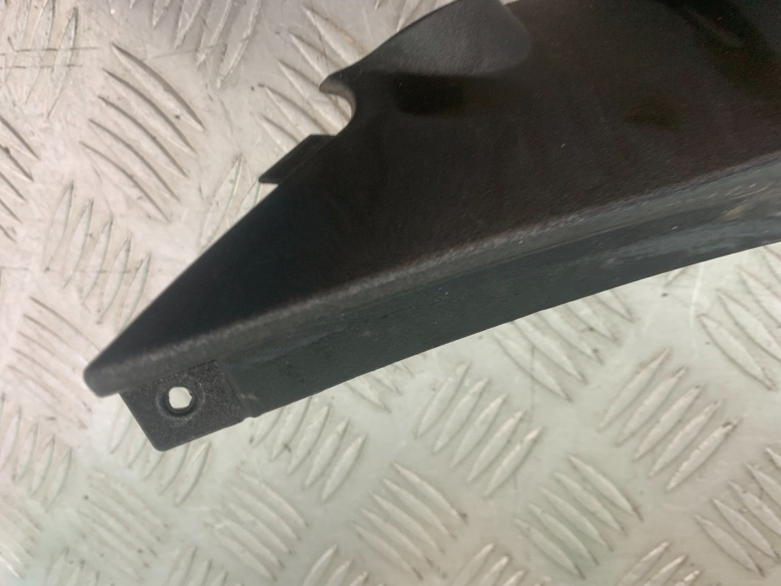BENELLI BN125 BN 125 SIDE TRIM PANEL YEAR 2018-2021 (CMB1245)