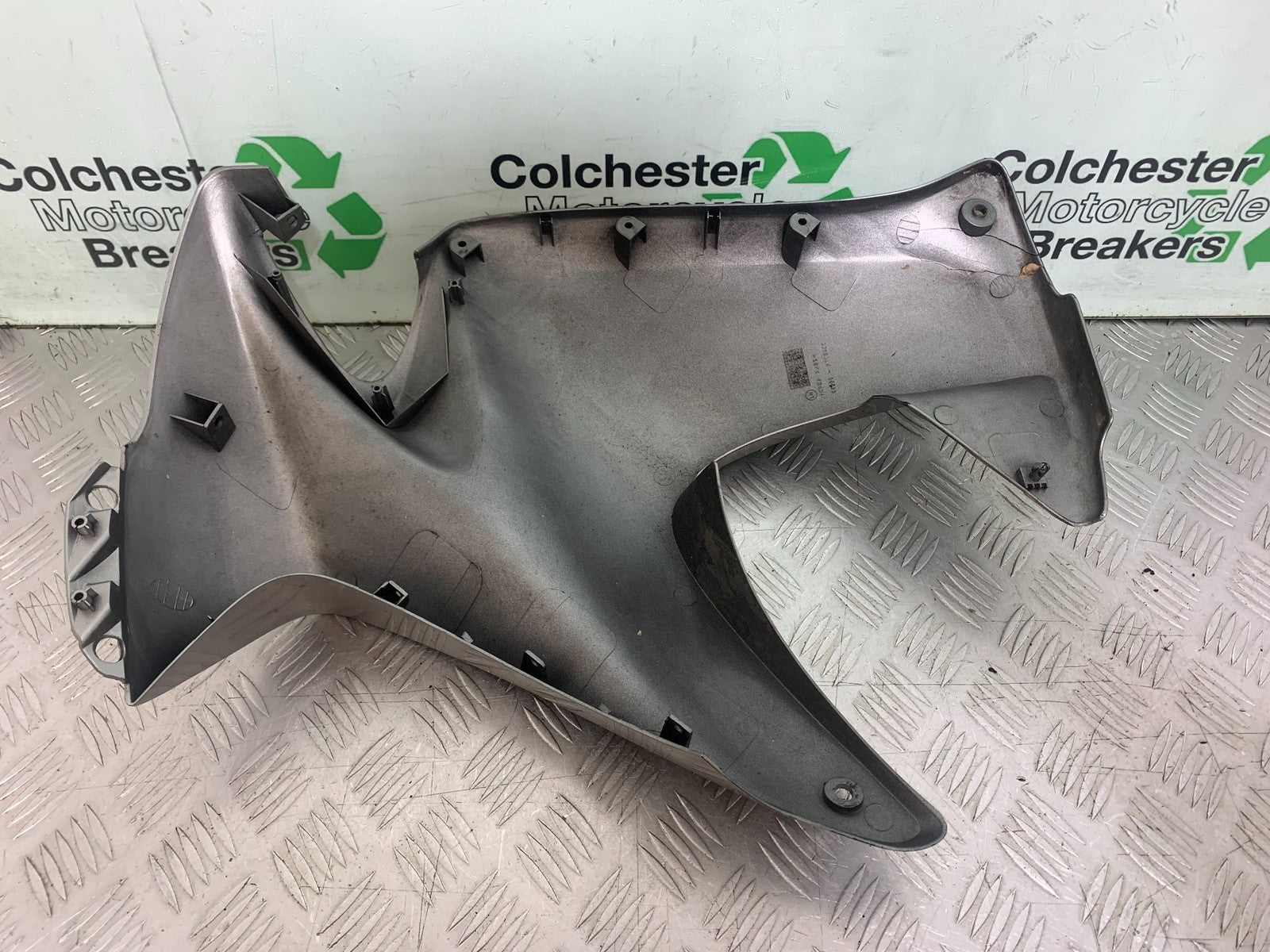 HONDA XL125 VARADERO LEFT FAIRING PANEL  YEAR 2001-2006  (CMB1210)