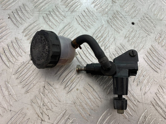 TRIUMPH 955i DAYTONA FRONT BRAKE MASTER CYLINDER YEAR 2002-2006 (CMB1229)