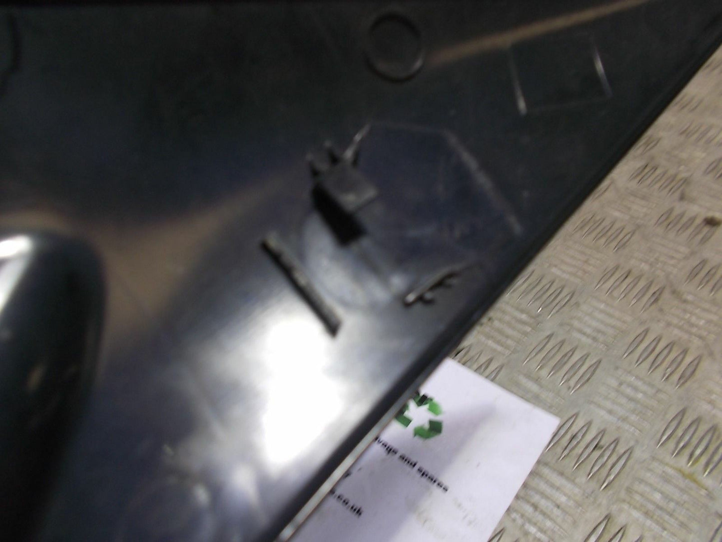 SUZUKI GSXR600 GSXR 600 K6 K7 RIGHT INFILL PANEL YEAR 2006 2007