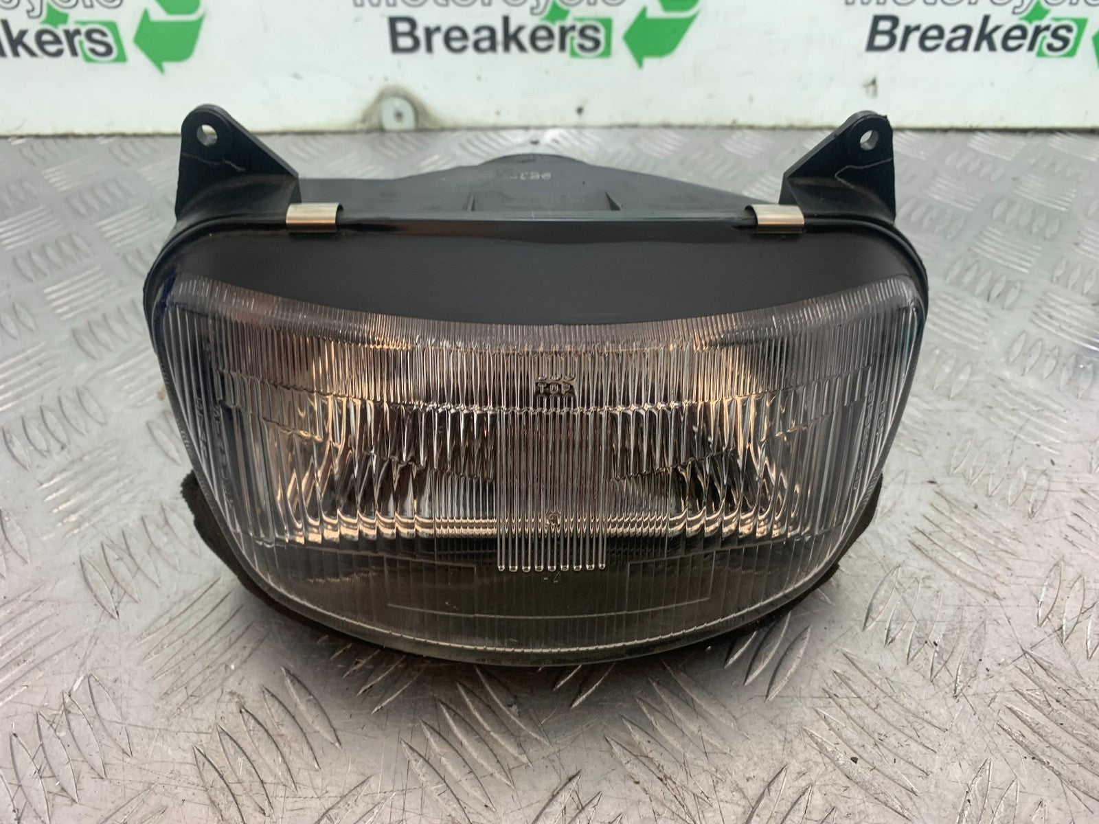 YAMAHA XJ900 XJ 900 DIVERSION HEADLIGHT  YEAR 1994-2002 (CMB1292)