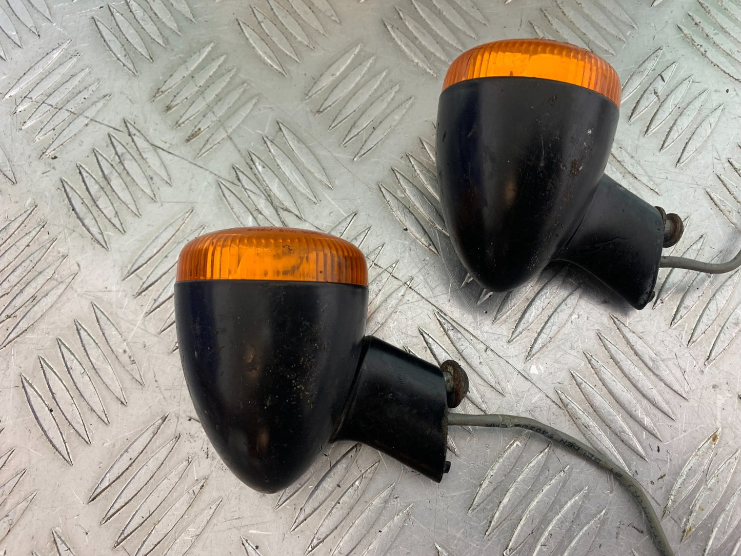 HARLEY DAVIDSON FXS BLACKLINE 1585 REAR INDICATORS   YEAR 2012 (CMB1147)