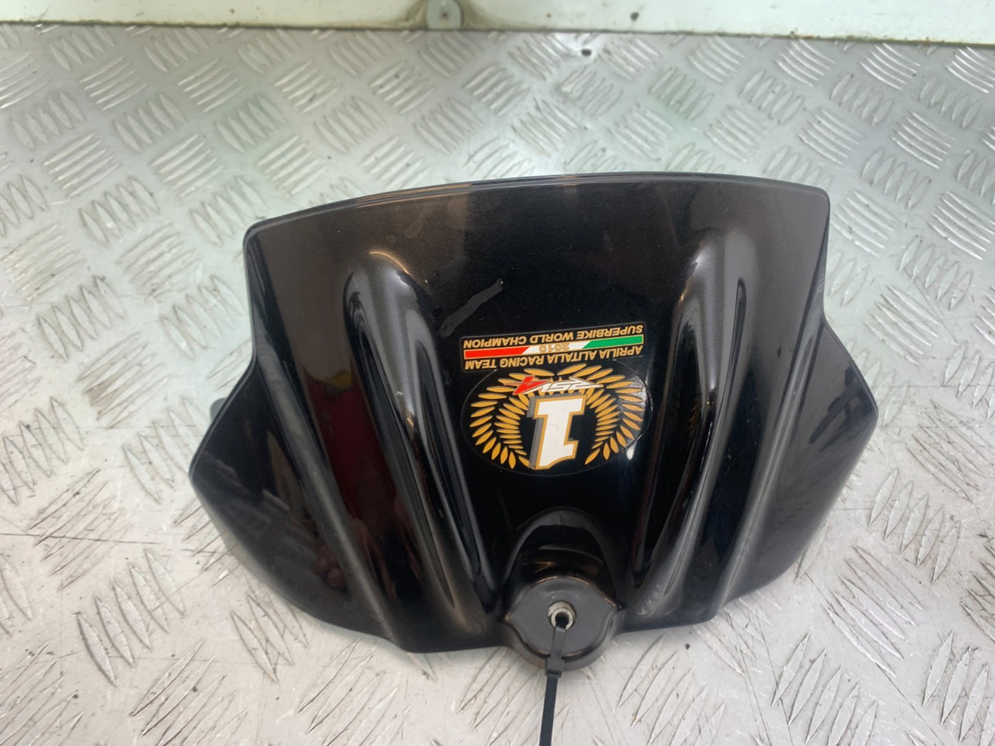APRILIA TUONO 1000 V4R TANK COWL   YEAR 2011-13  (CMB1331)