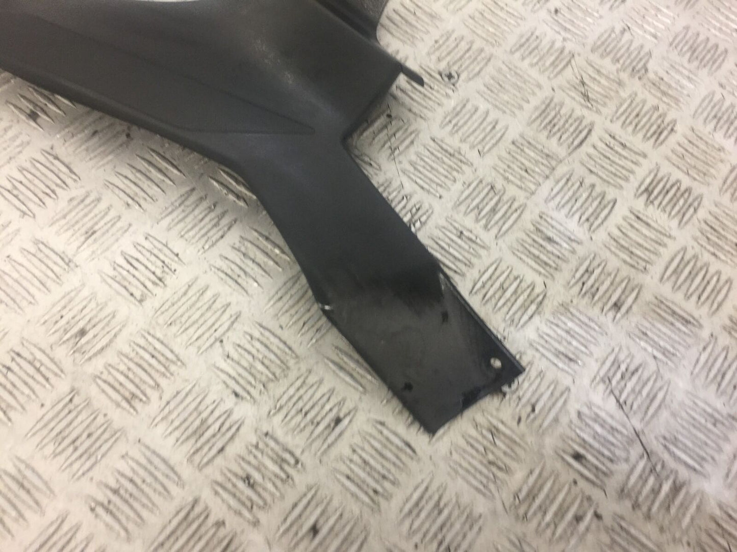 KAWASAKI NINJA 400 LEFT AND RIGHT SIDE INFILLS  YEAR 2019  (STOCK 635)