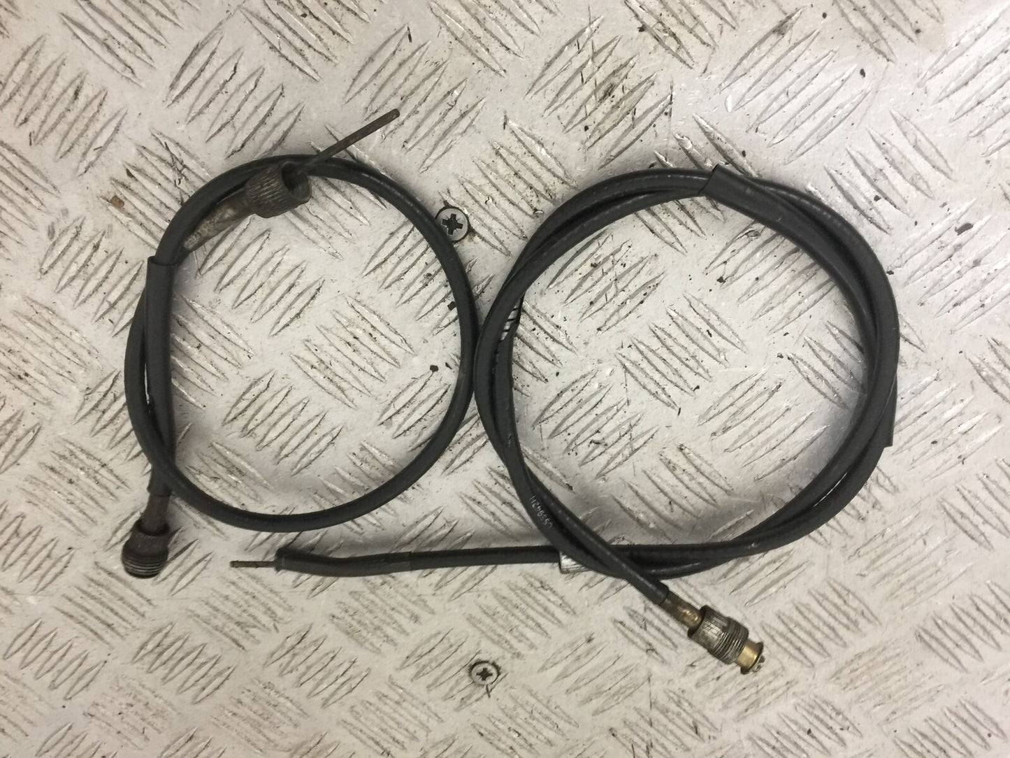 SUZUKI EN125 EN 125 REV AND SPEEDO CABLES  YEAR 2006-09   (STOCK 826)