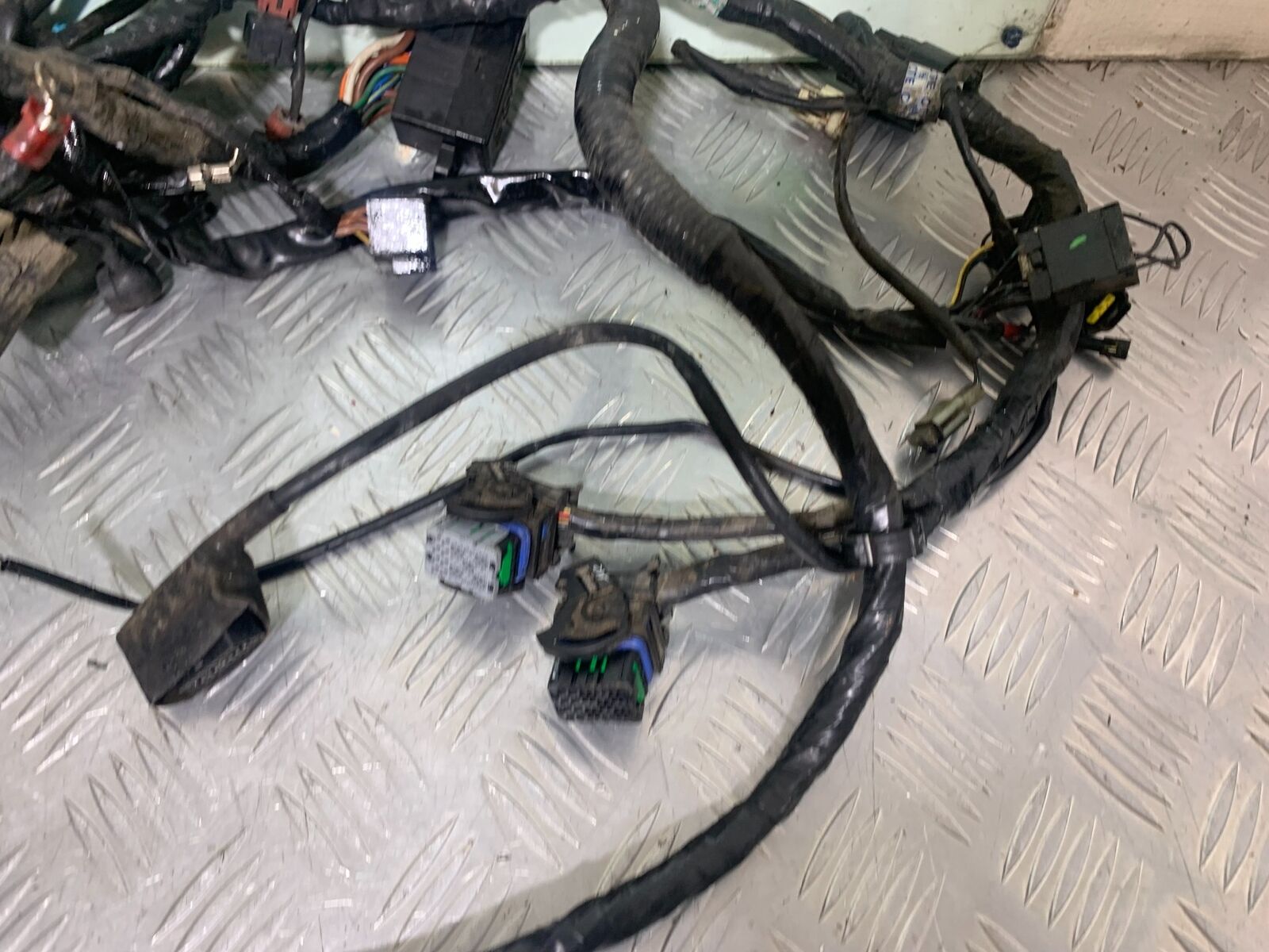 TRIUMPH 955i SPRINT ST WIRING LOOM   YEAR 1999-2004 (CMB1124)