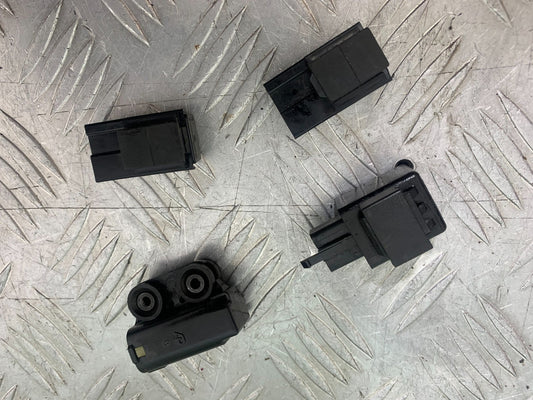YAMAHA XJ6 XJ6-S RELAYS  YEAR 2009-2015  (CMB1212)
