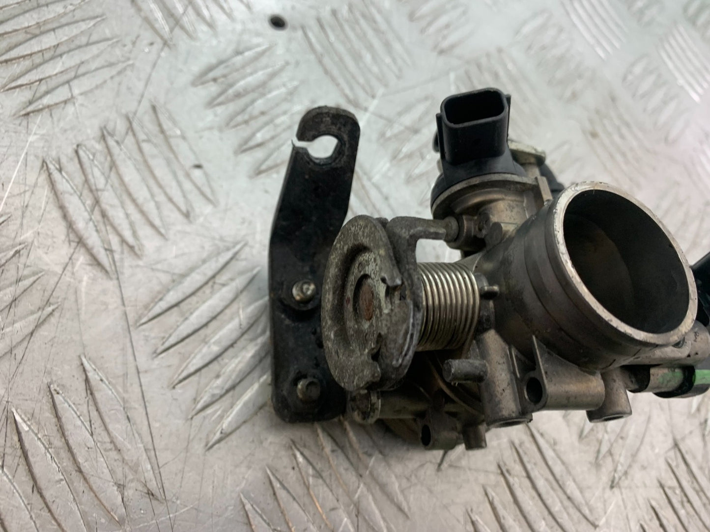 ROYAL ENFIELD HIMALAYAN 411 THROTTLE BODY YEAR 2018-2023 (CMB1279)