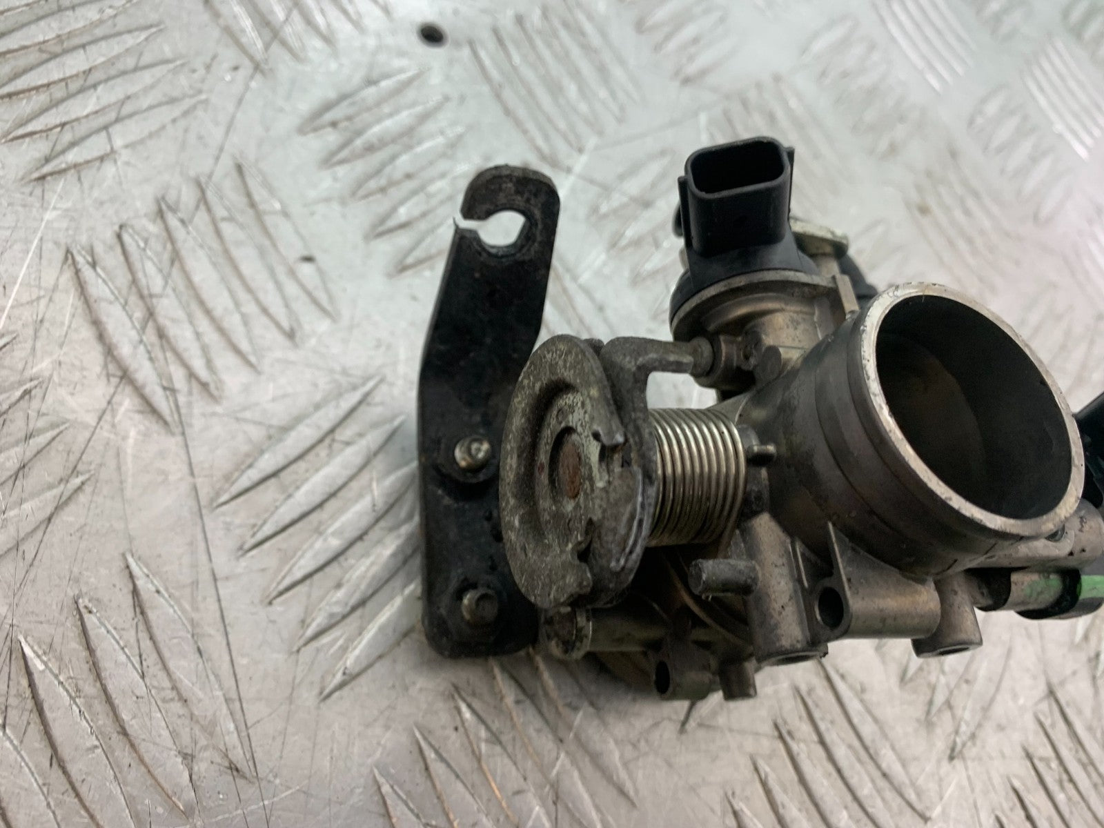 ROYAL ENFIELD HIMALAYAN 411 THROTTLE BODY YEAR 2018-2023 (CMB1279)