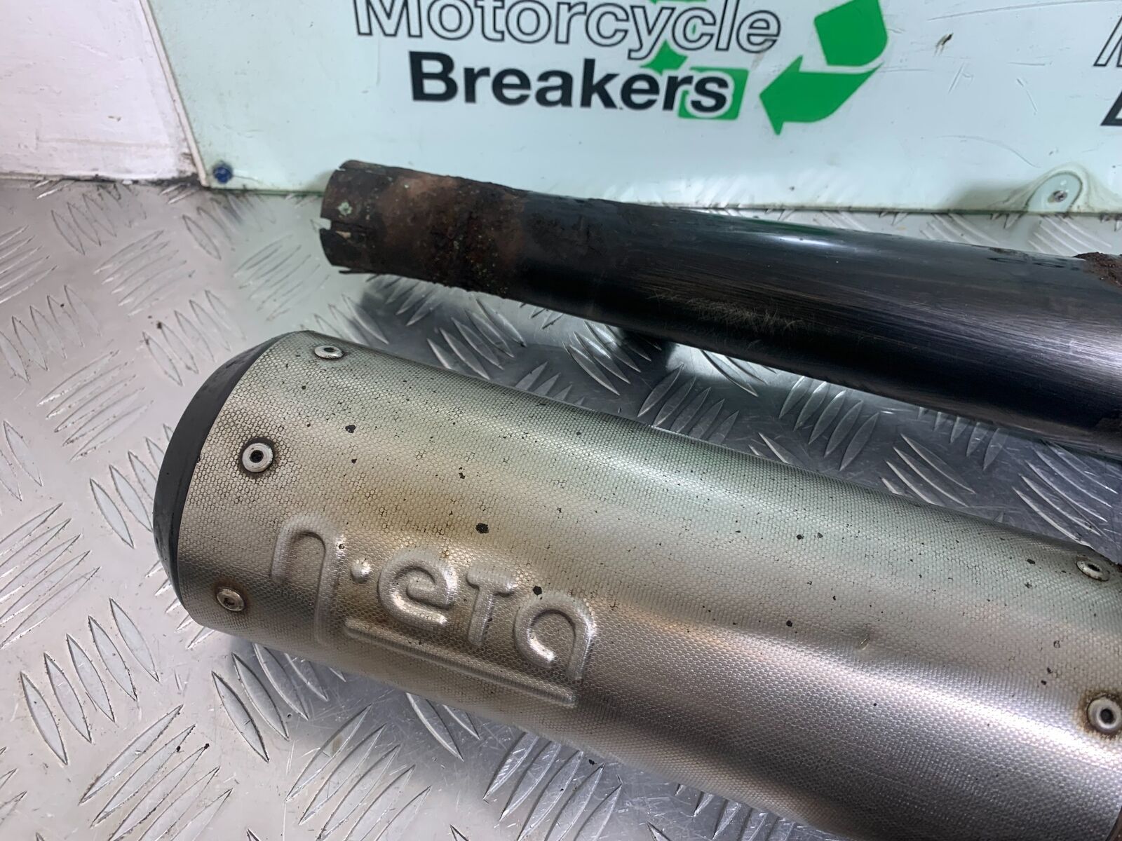 YAMAHA FJ1100 FJ 1100 EXHAUST  YEAR 1984-1985 (CMB1101)
