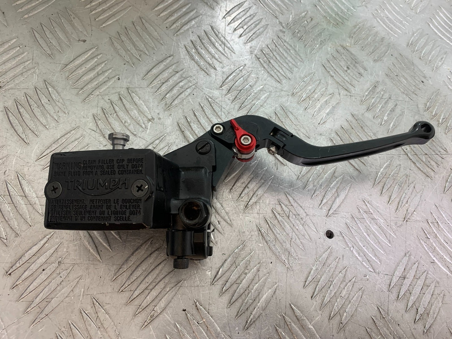 TRIUMPH TRIDENT 660 FRONT MASTER CYLINDER  YEAR 2021-2024 (CMB1295)