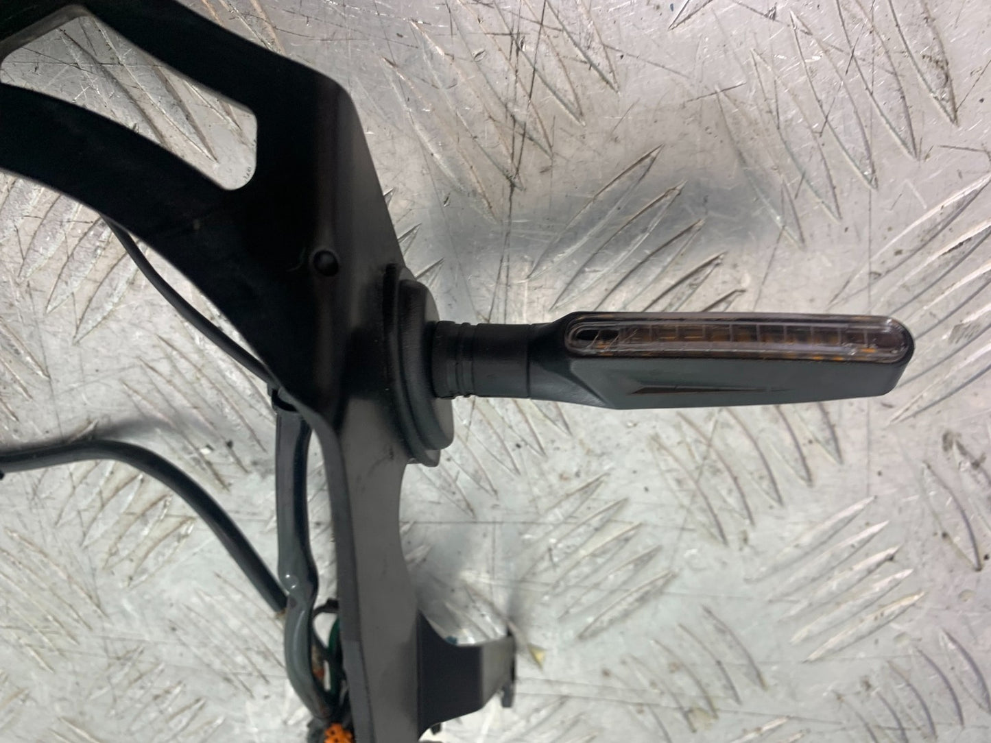 HONDA CBR1000 rr FIREBLADE TAIL TIDY AND INDICATORS  YEAR 2006 (CMB1220)