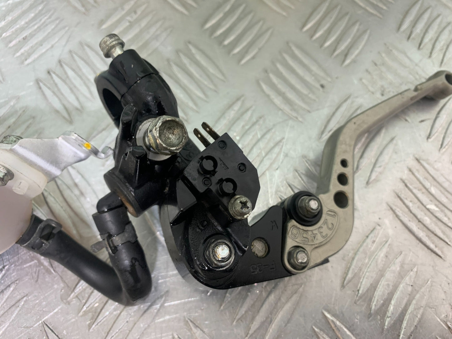 MV AGUSTA 800 F3 FRONT BRAKE MASTER CYLINDER   YEAR 2013-2016 (CMB1152)