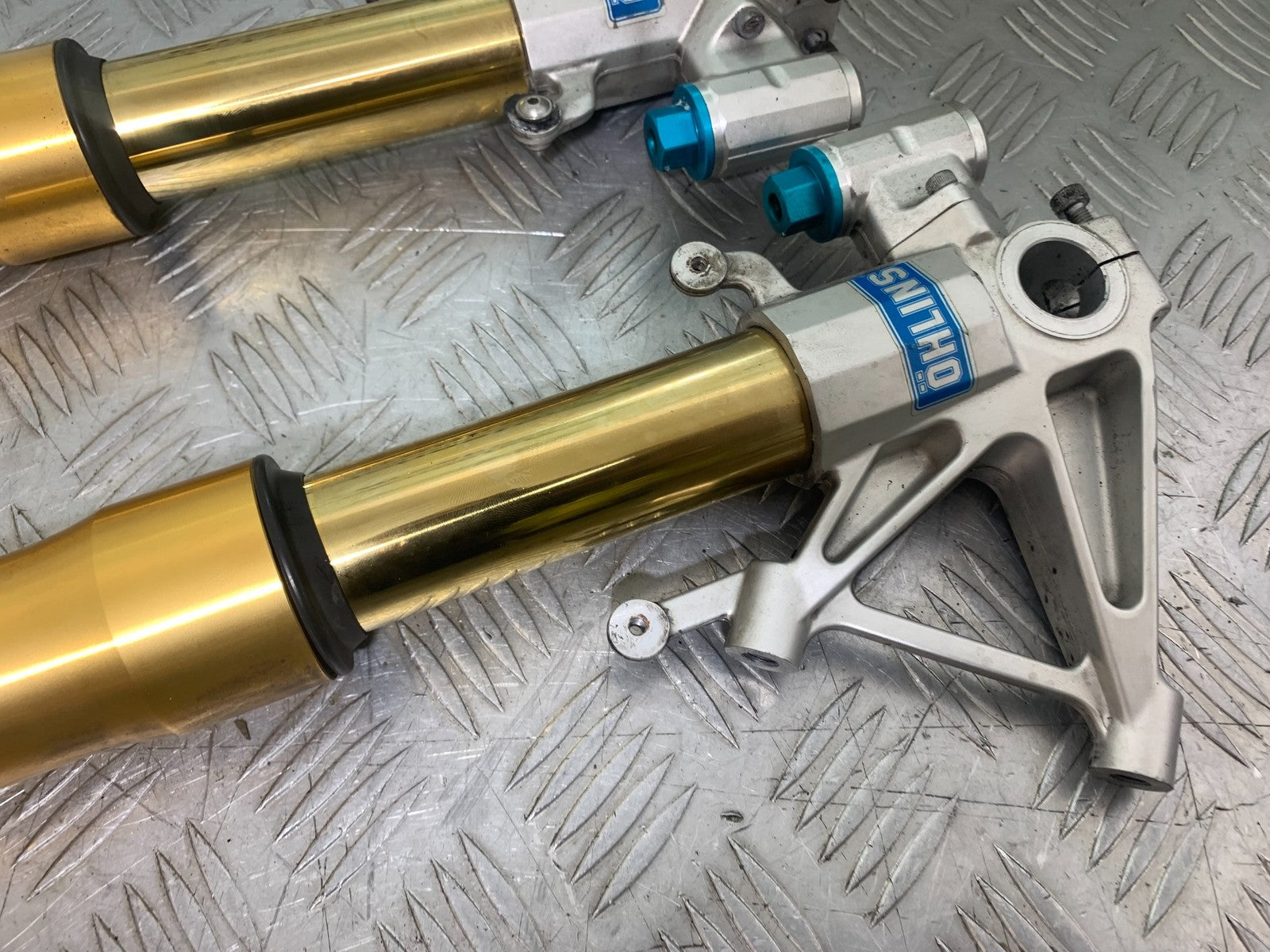 APRILIA RSV1000 R FACTORY MILLE OHLINS FORKS 2004-09 (CMB1203)