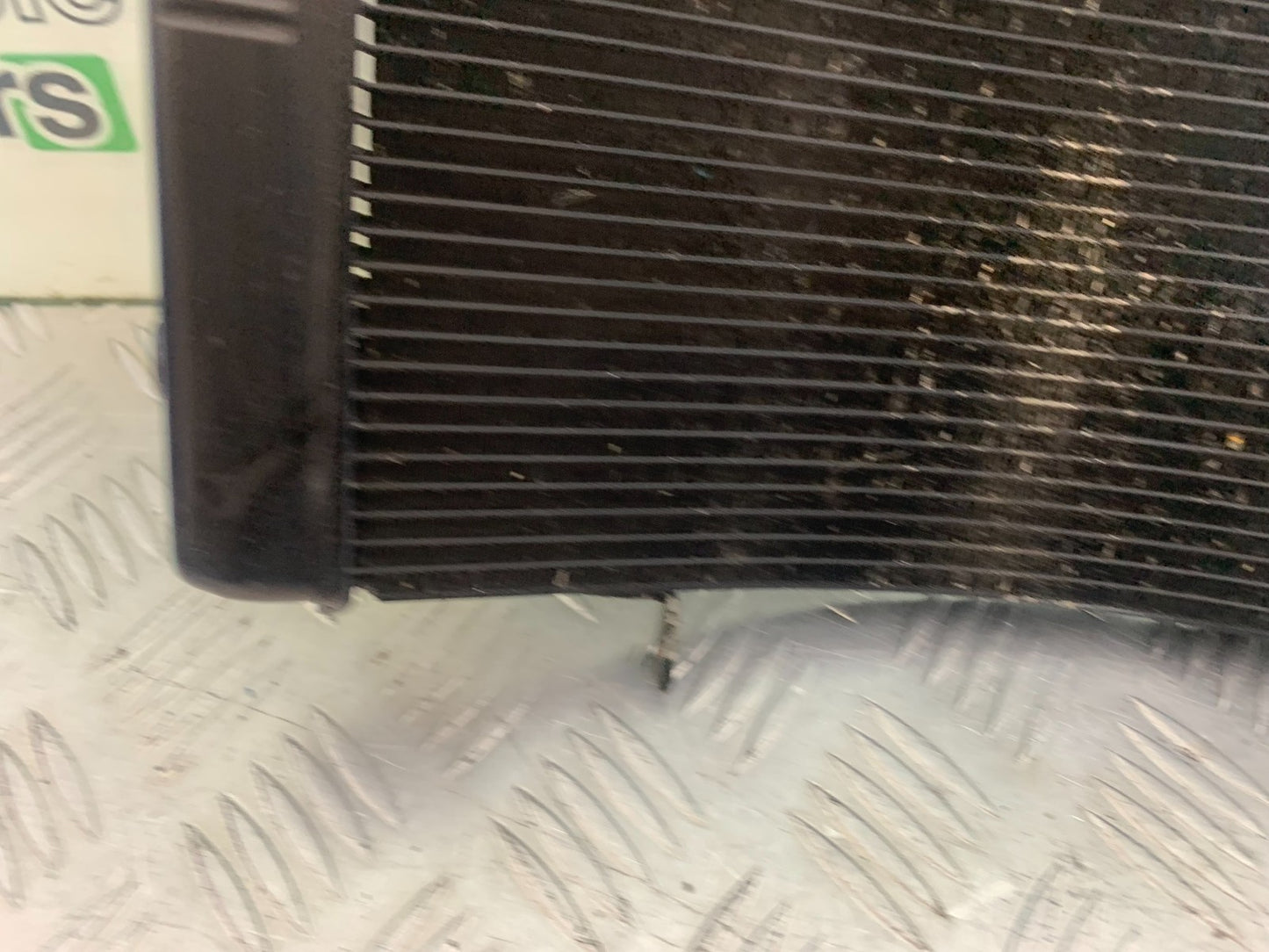 TRIUMPH 675 STREET TRIPLE RADIATOR  2013-2016 (CMB1186)