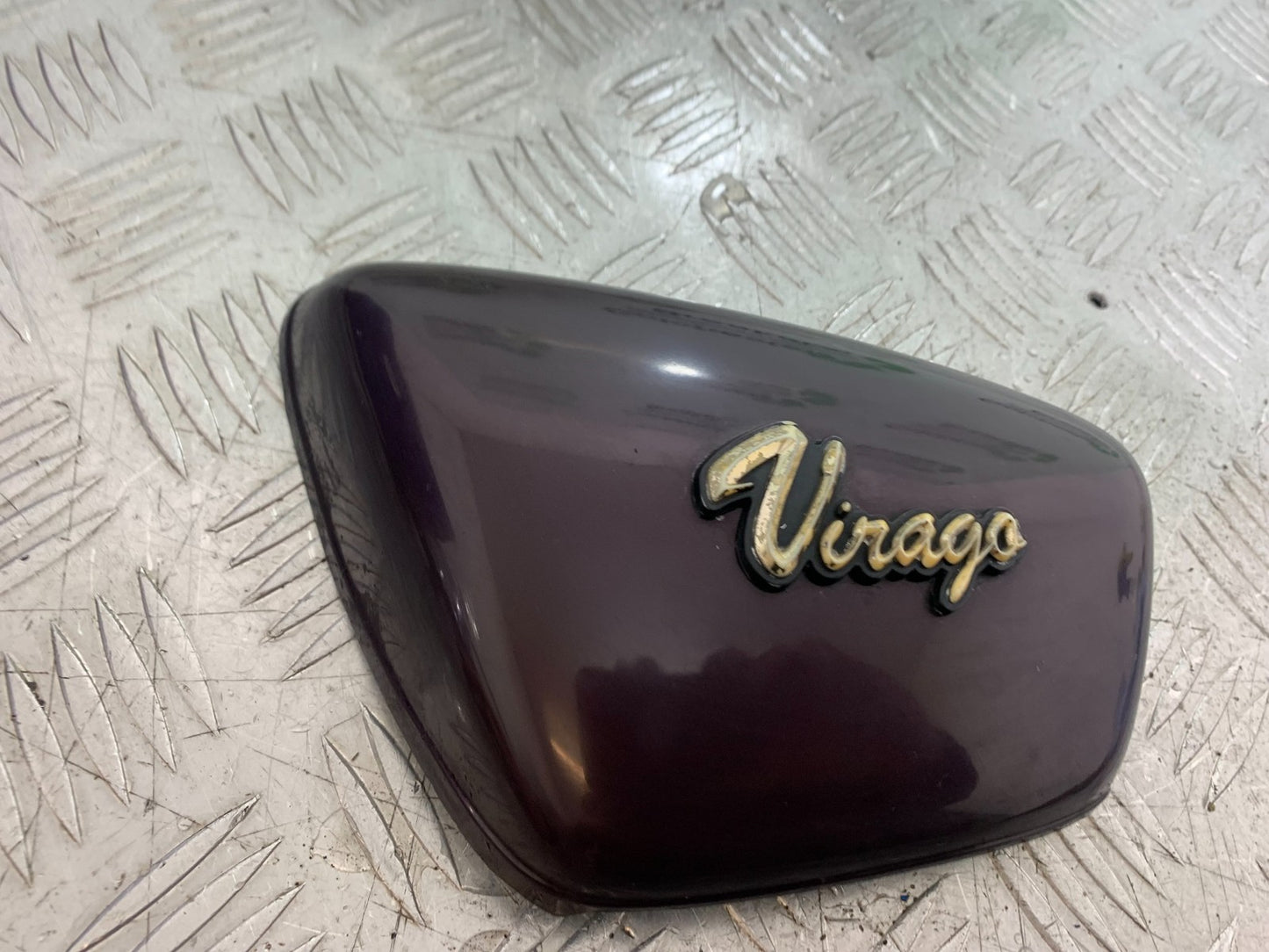 YAMAHA XV1100 XV 1100 VIRAGO LEFT SEAT PANEL 1990-1999 (CMB1243)