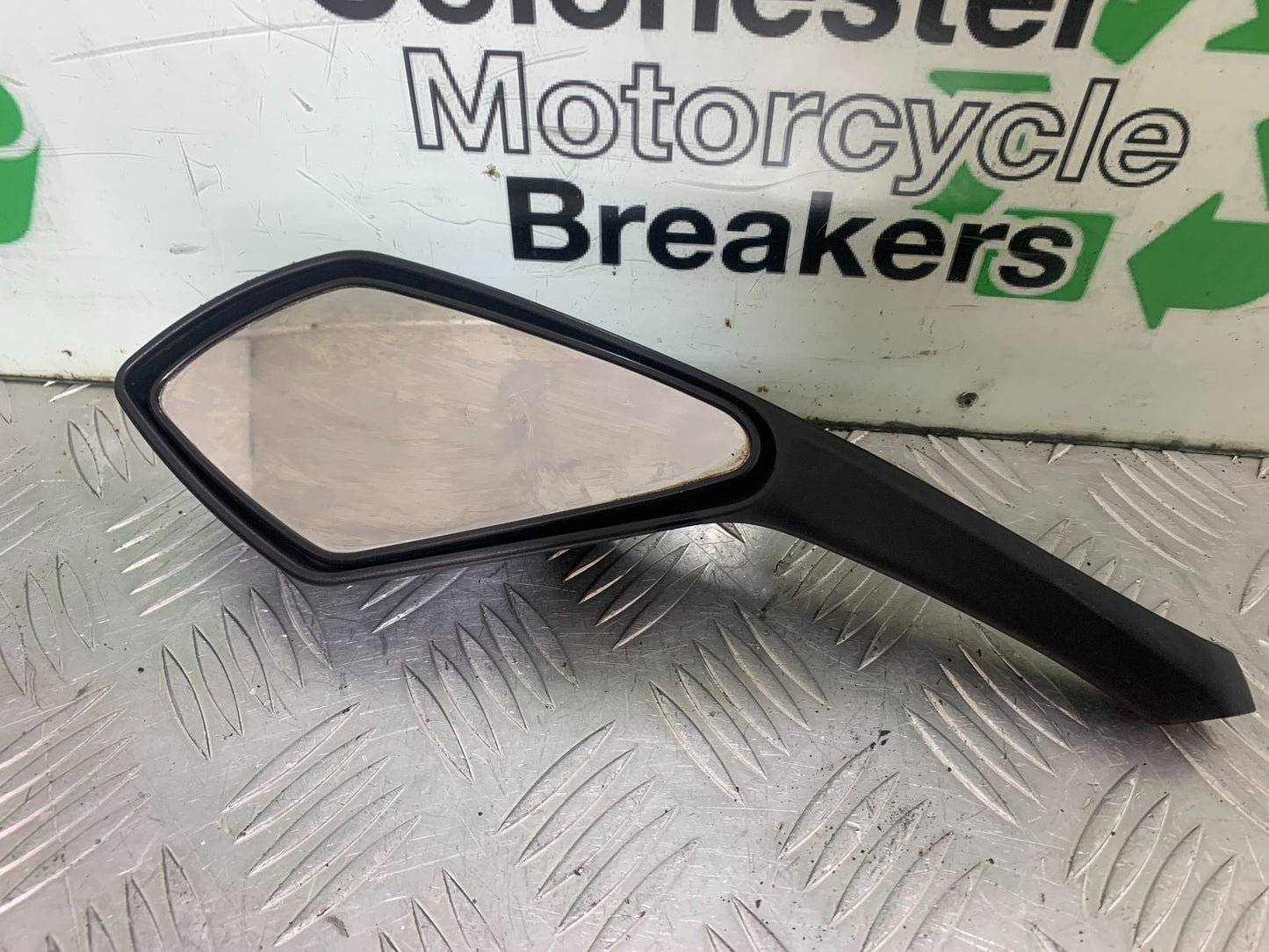 TRIUMPH 675 STREET TRIPLE LEFT MIRROR  2013-2016 (CMB1186)