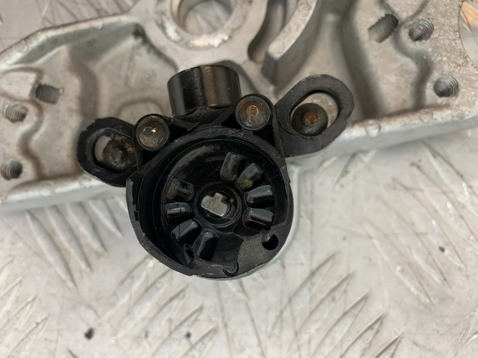 TRIUMPH 955i SPRINT ST TOP YOKE  YEAR 1999-04 (CMB1230)