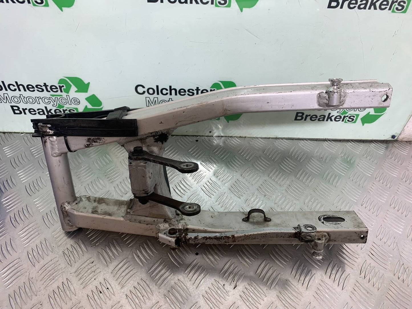 SUZUKI SV650 SV 650 mk1 SWINGARM   YEAR 1999-2002 (CMB1036)