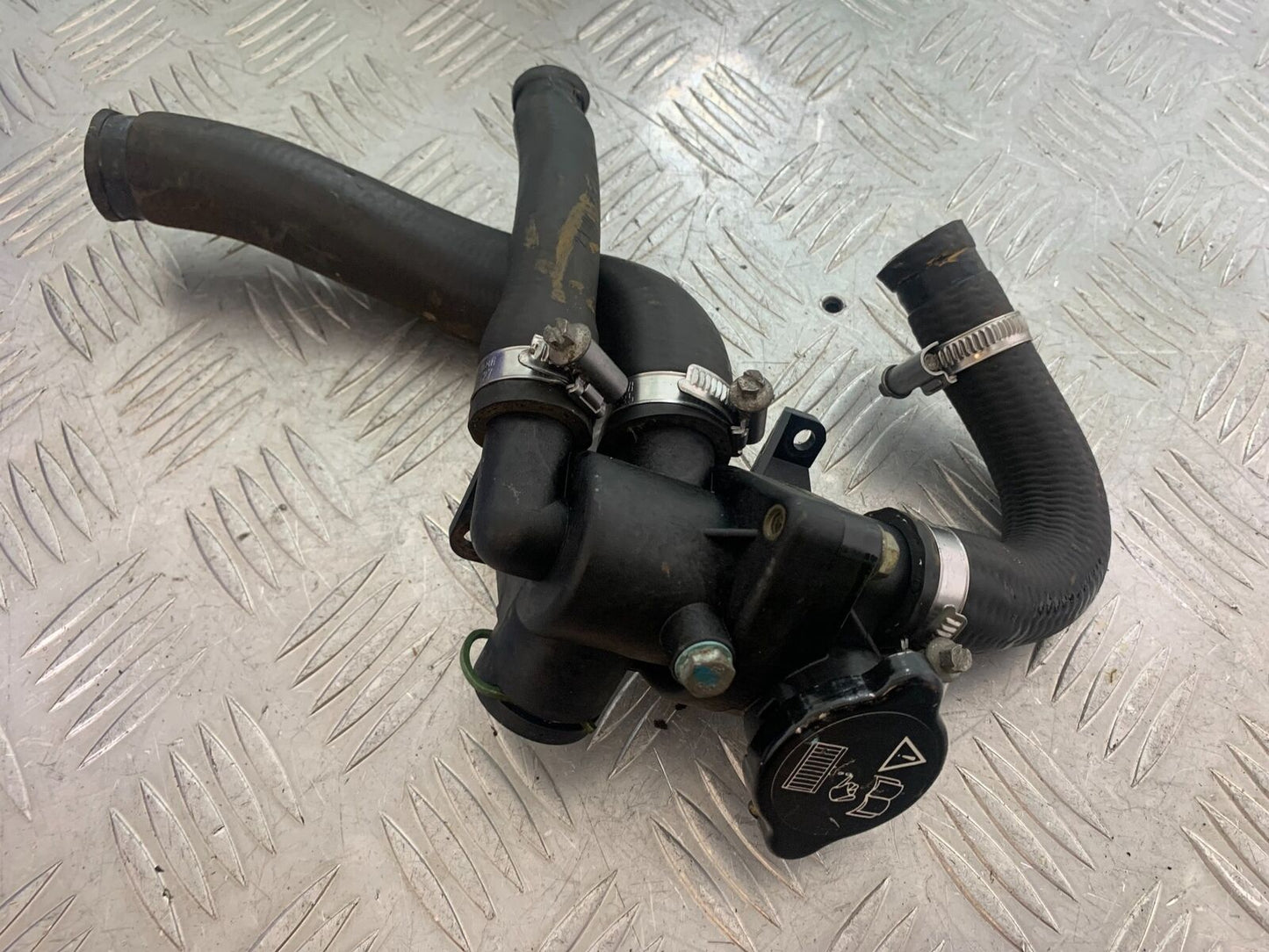 TRIUMPH 955i SPRINT ST THERMOSTAT  YEAR 1999-2004 (CMB1124)