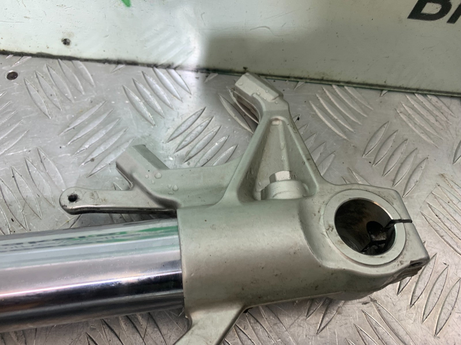 APRILIA TUONO 1000 V4 FORKS  YEAR 2013-2014  (CMB1239)