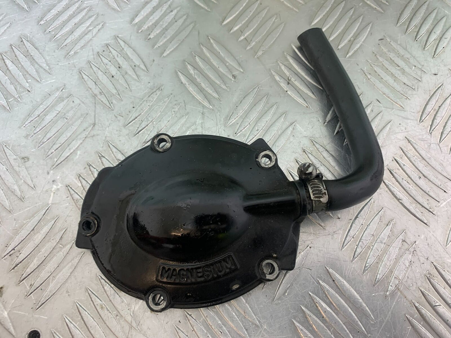 TRIUMPH 955i SPRINT ST ENGINE BREATHER COVER  YEAR 1999-2004 (STOCK 735)