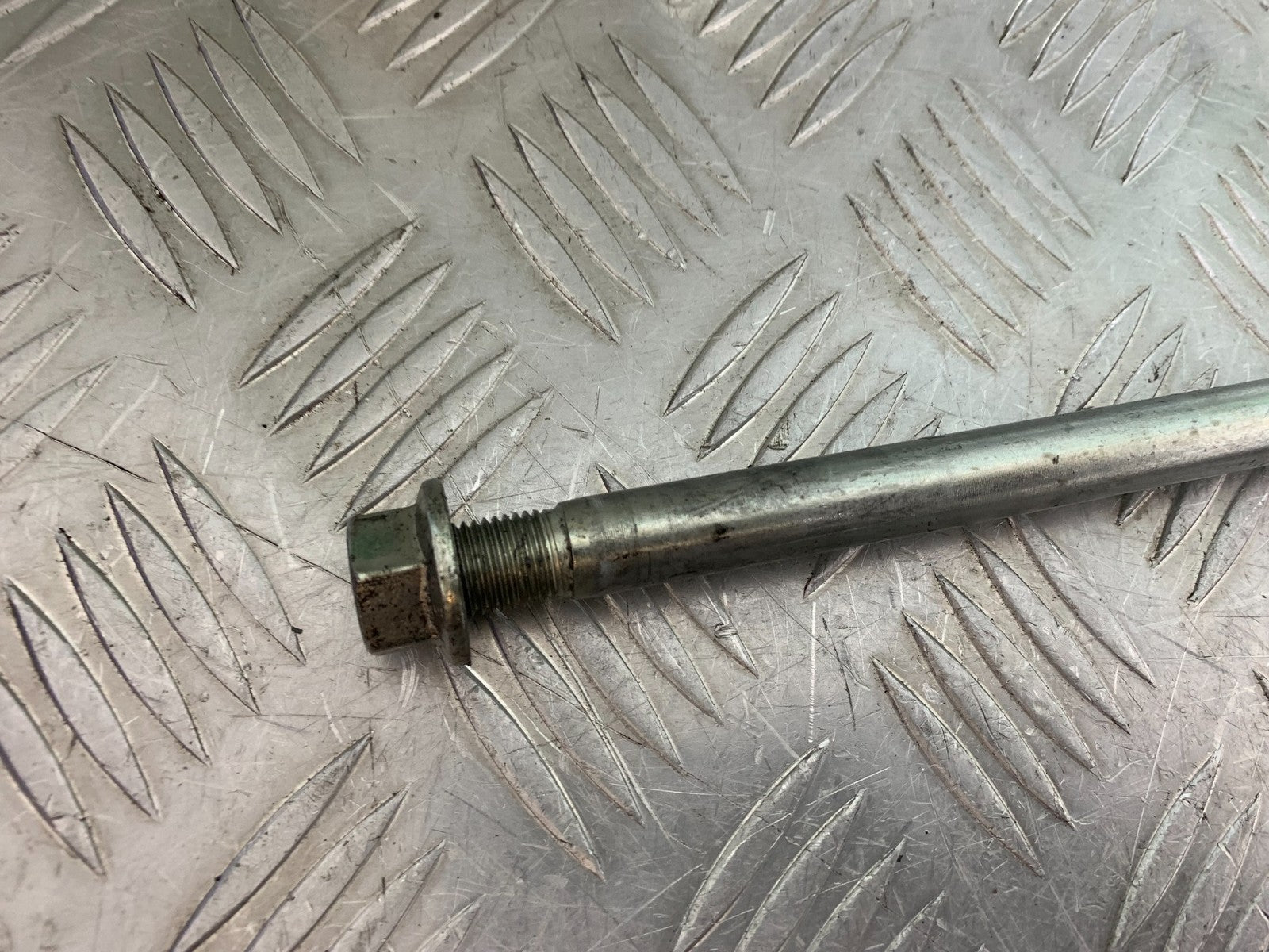 KTM 390 ADVENTURE SWINGARM SPINDLE YEAR 2020-24 (CMB1240)