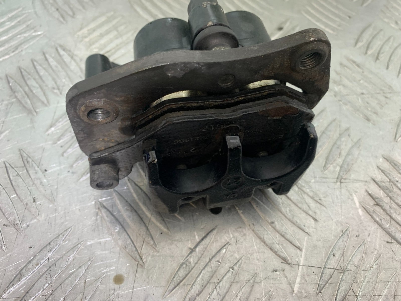 TRIUMPH 1050 SPRINT ST REAR BRAKE CALIPER   2003-2011 (CMB1285)