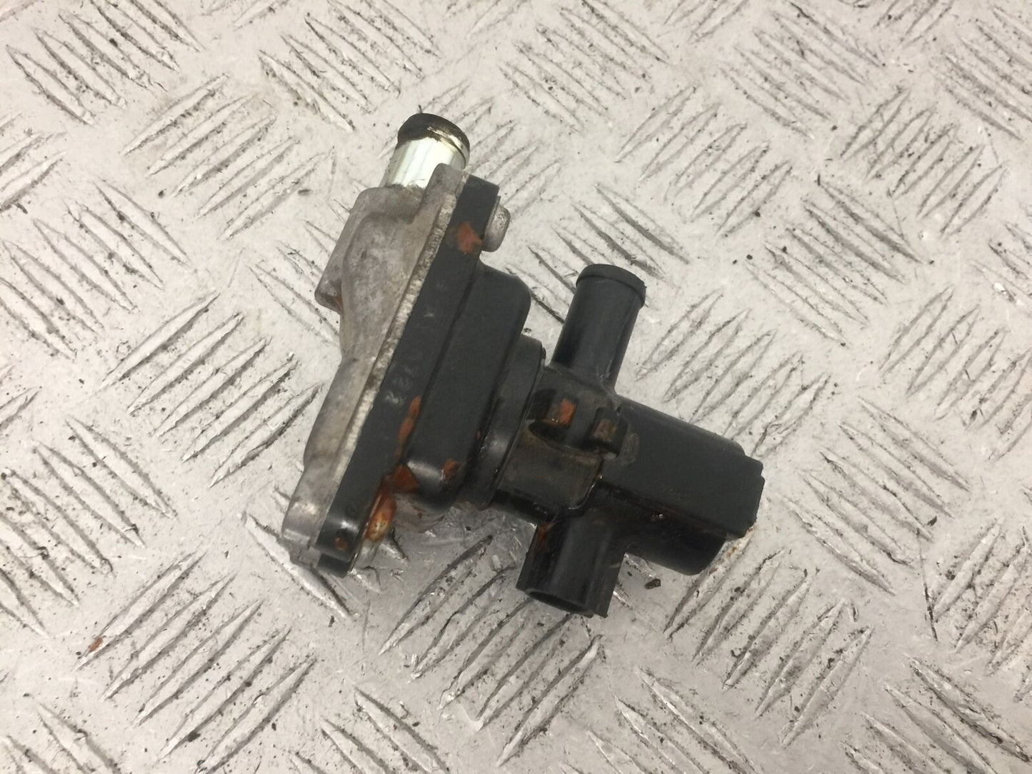 YAMAHA XT660Z TENERE THERMOSTAT  YEAR 2012  (STOCK 863)