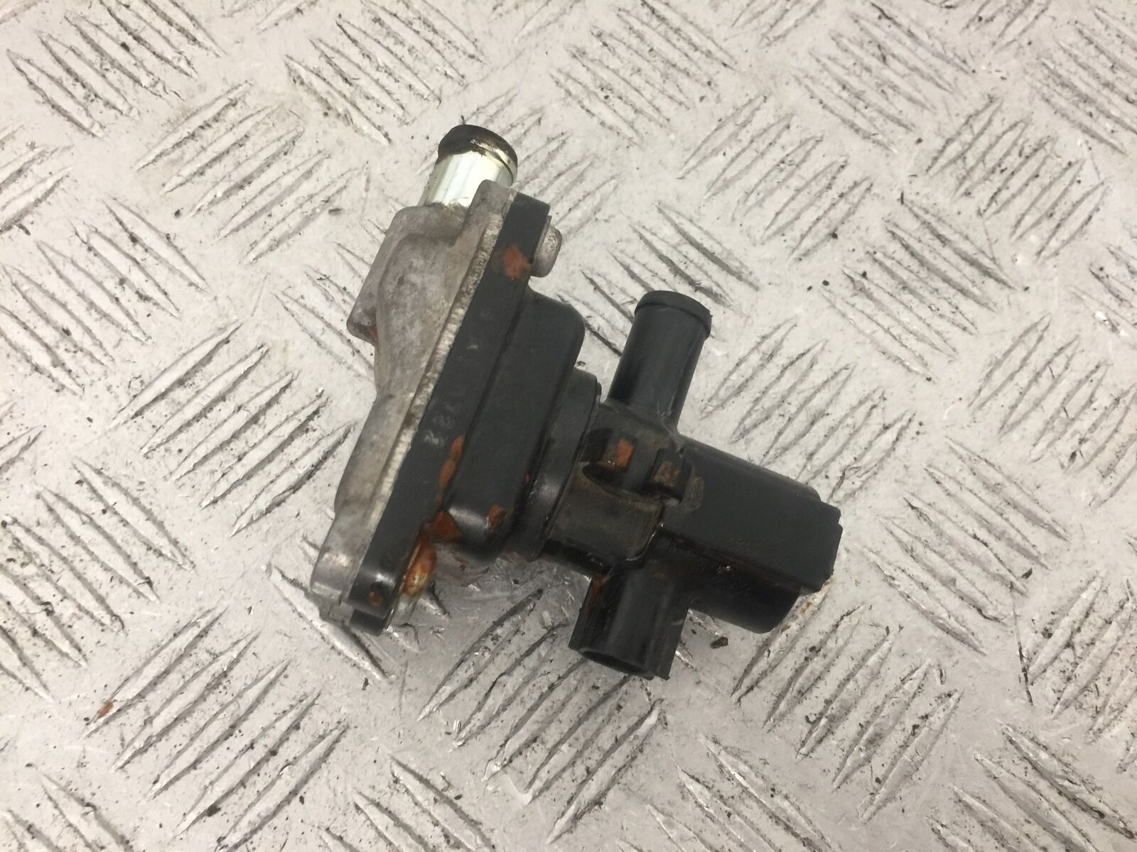 YAMAHA XT660Z TENERE THERMOSTAT  YEAR 2012  (STOCK 863)