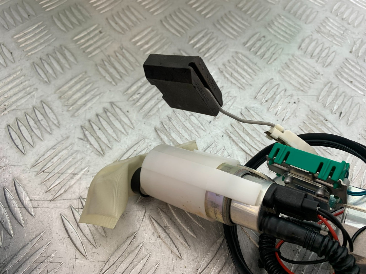 BMW F800 GT PETROL PUMP YEAR 2013-2017 (CMB1248)