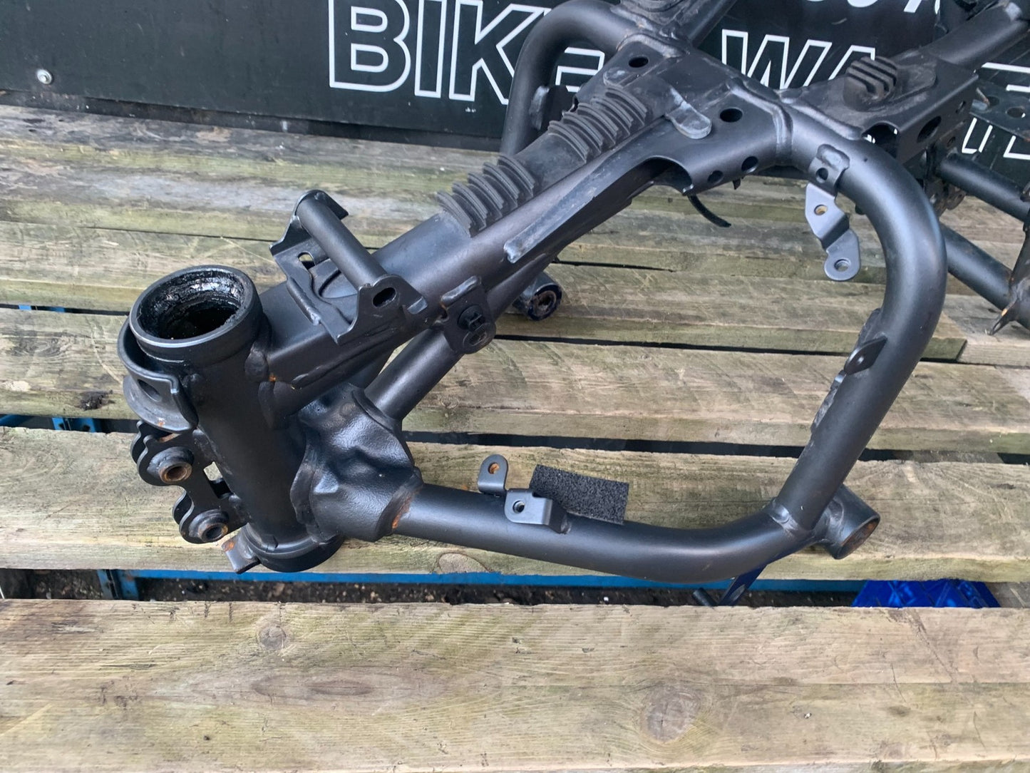 YAMAHA YZF R7 FRAME REG LOG BOOK YEAR 2022-2025 (CMB1255)