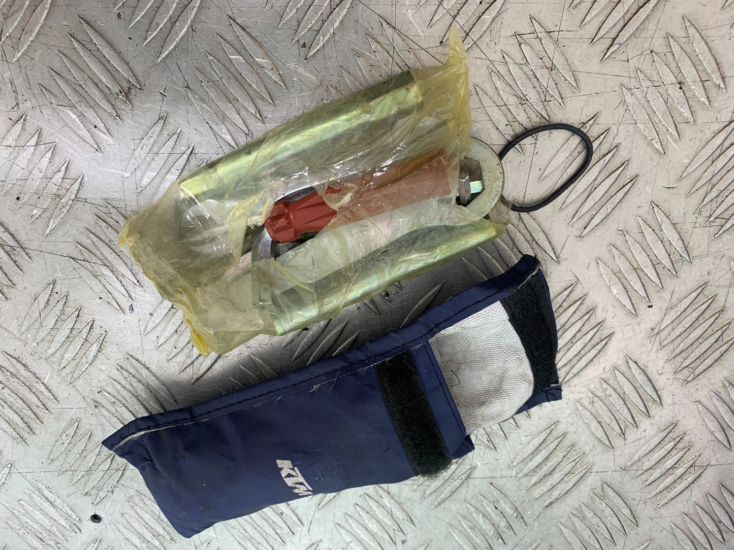 KTM RC125 RC 125 RC TOOL KIT   2014 2017 (CMB1199)
