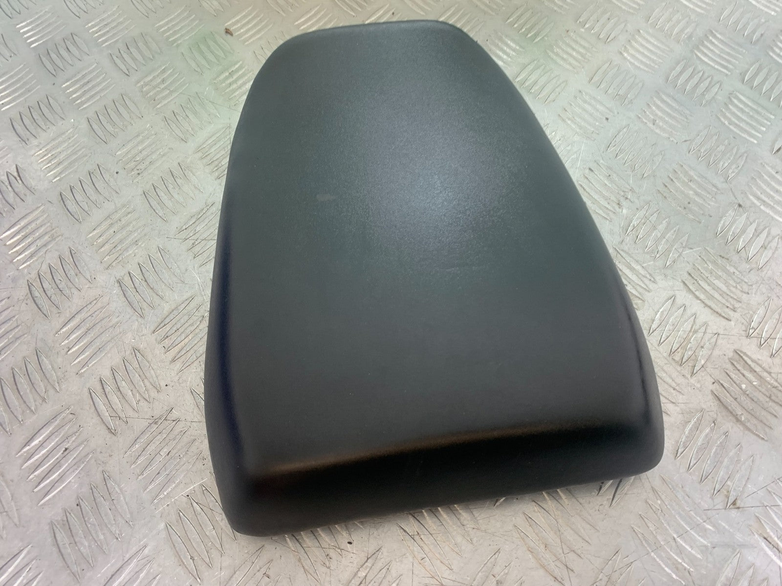 KAWASAKI ZX6R ZX6 F REAR SEAT  YEAR 1995-1997 (CMB1169)