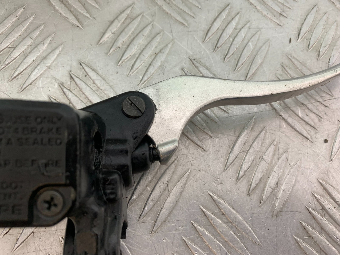 ROYAL ENFIELD HIMALAYAN 411 FRONT MASTER CYLINDER YEAR 2018-2023 (CMB1279)