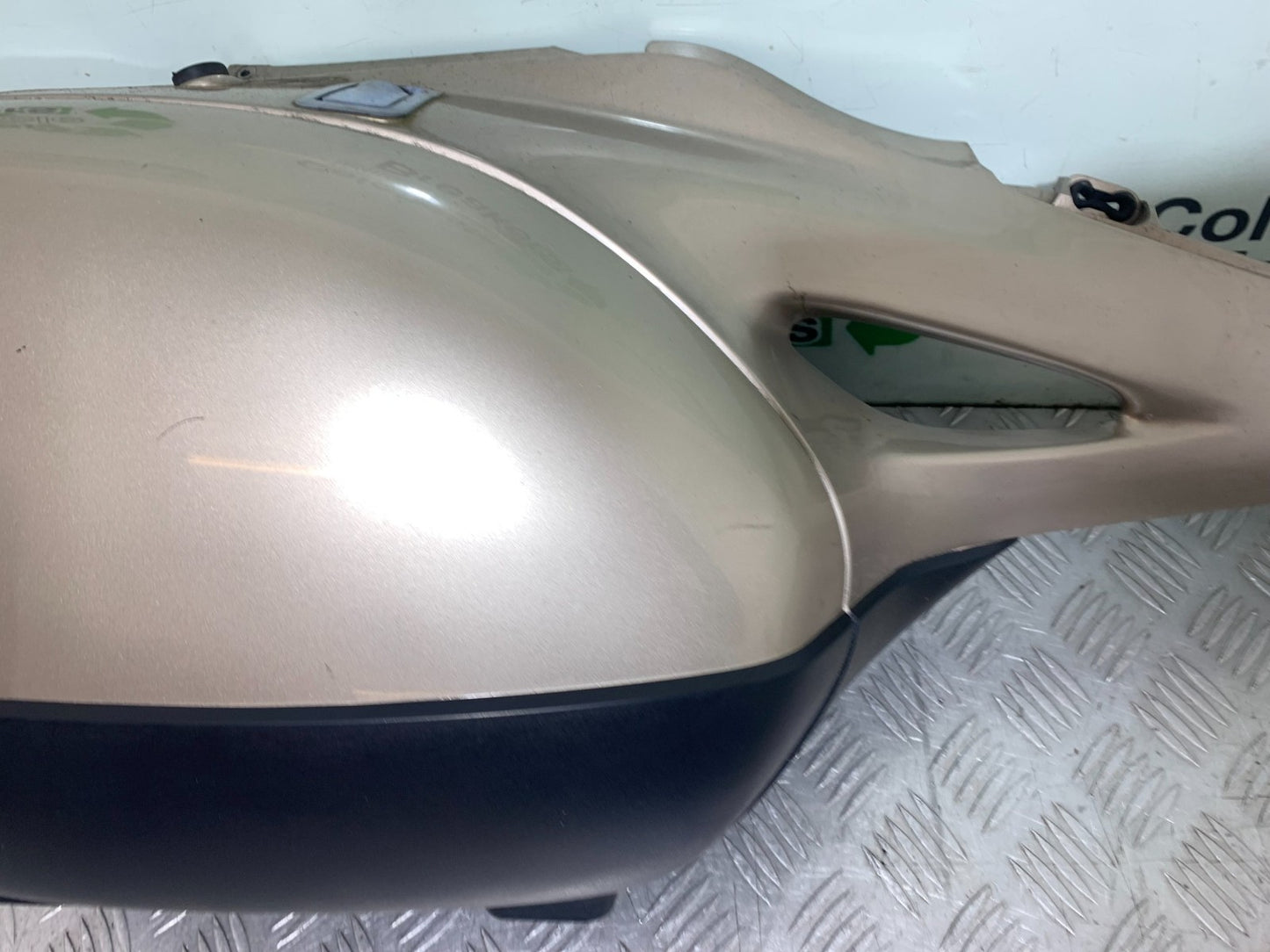 HONDA NT650 V DEAUVILLE RIGHT PANNIER  YEAR 1998-01 (CMB1320)