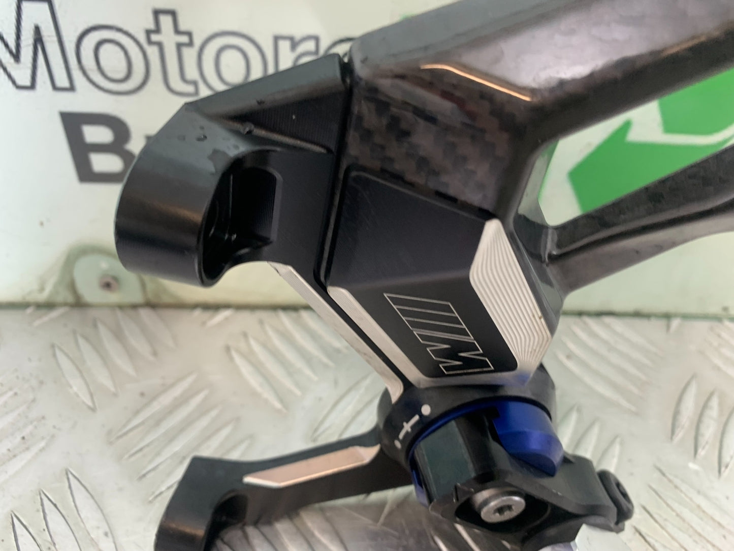 BMW M1000 R  LEFT FRONT HANGER HANGER YEAR 2023-2024 (CMB1140)
