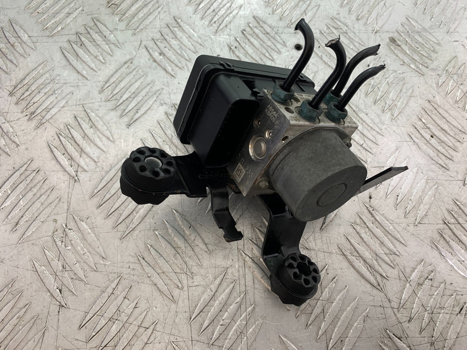 BMW F800 GT ABS PUMP  YEAR 2013-2017 (CMB1248)