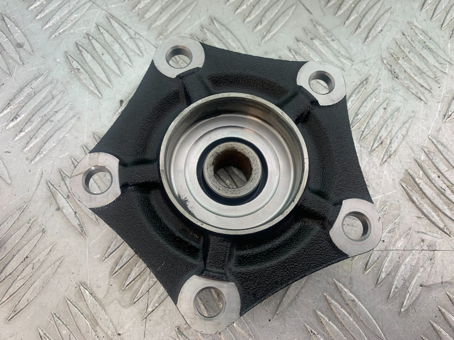 HONDA VTX1300 S-6  DRIVE FLANGE  YEAR 2004-09 (CMB1159)
