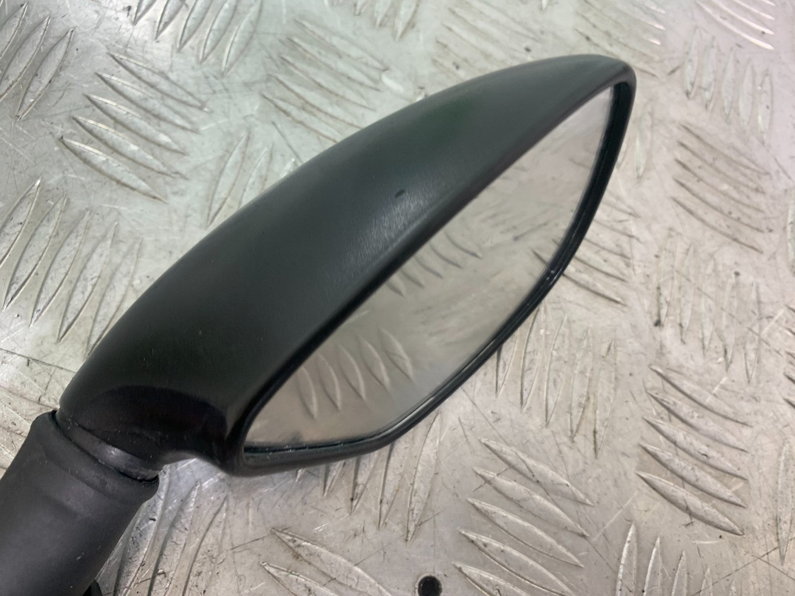 KAWASAKI ZX9R ZX9 E1 RIGHT MIRROR    YEAR 2000-01 (CMB1171)