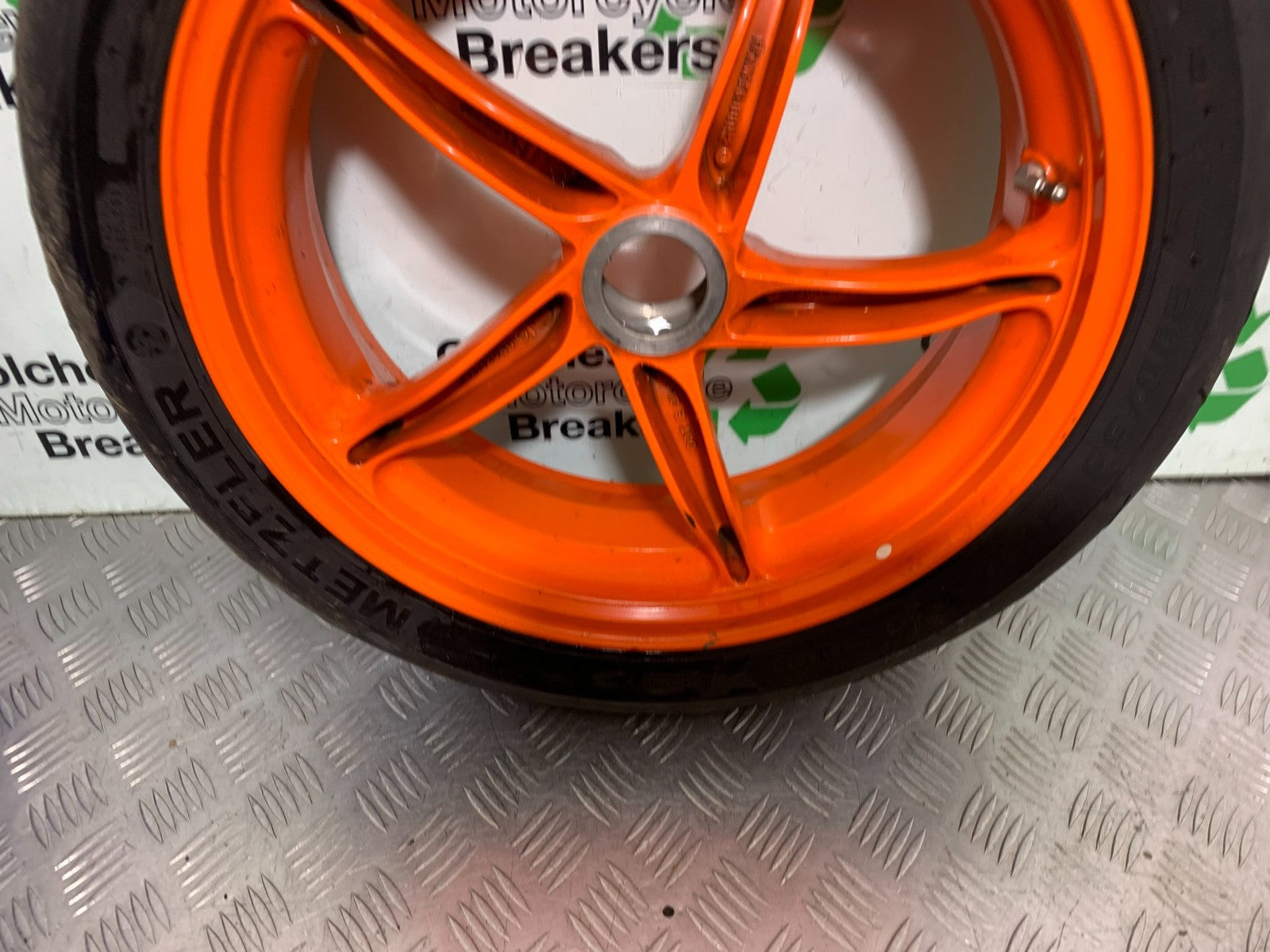 KTM 1290 SUPER DUKE R REAR WHEEL  YEAR 2020-2024 (CMB1272)