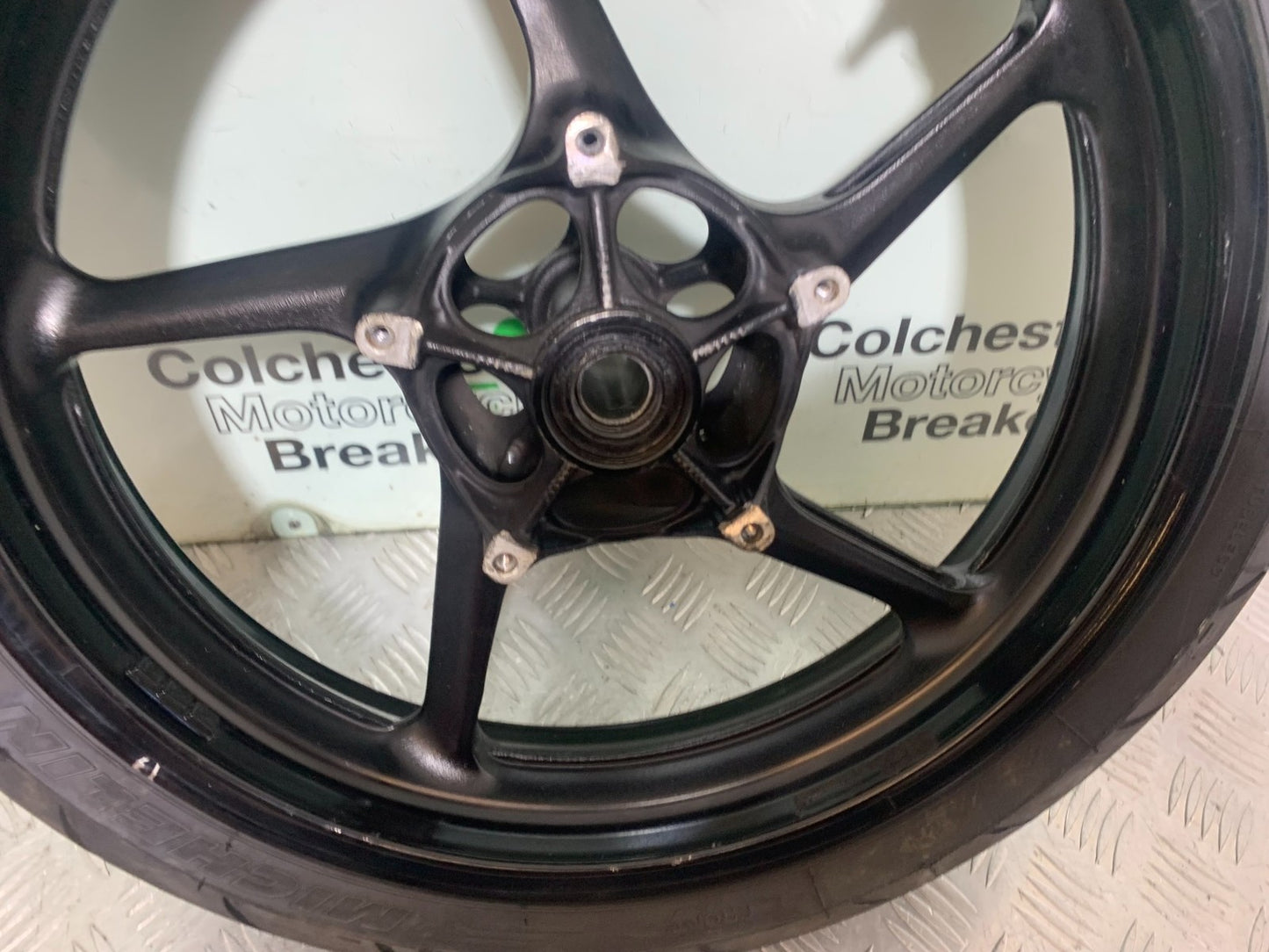 YAMAHA YZF R1 14 B BIG BANG FRONT WHEEL   2009-14 (CMB1175)