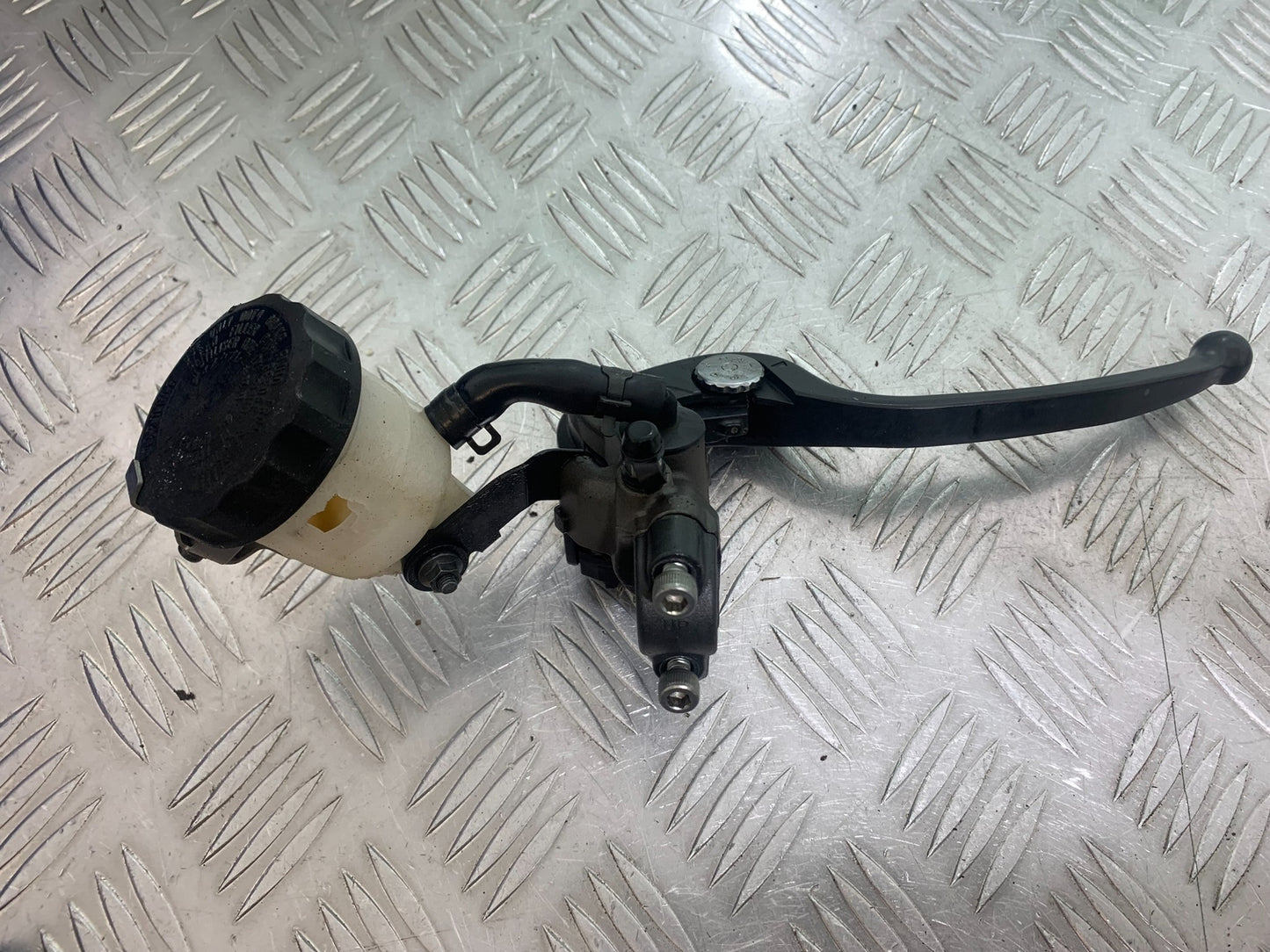 KAWASAKI ZX6R FRONT BRAKE MASTER CYLINDER YEAR 2009-2012 (CMB1136)