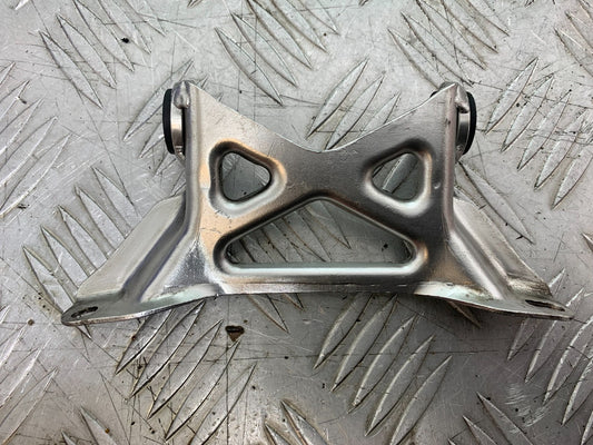 DUCATI 1299 PANIGALE SILENCER BRACKET  YEAR 2016 (CMB 1187)