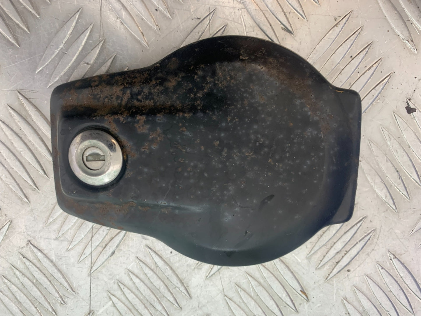 HONDA CX500 CX 500 PETROL CAP LID  YEAR 1978 1981 (CMB1137)